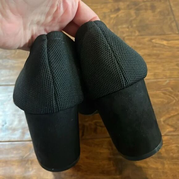 TORRID Black Stretch Knit Pump, size 8.5 WW - Picture 7 of 9